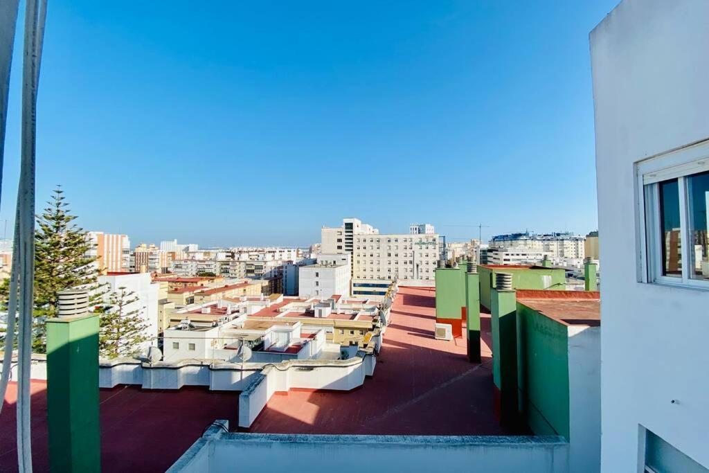 Penthouse Mara Ascensor Y Playa Grupo Ac Gestion Apartment Cádiz Exterior photo